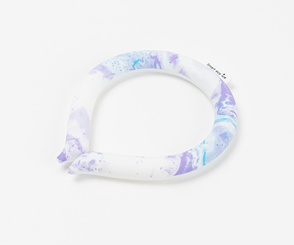 항균효과와 다양한 디자인의 쿨링 넥밴드