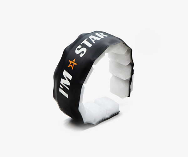 낮에는 시원하게, 밤에는 화려하게!